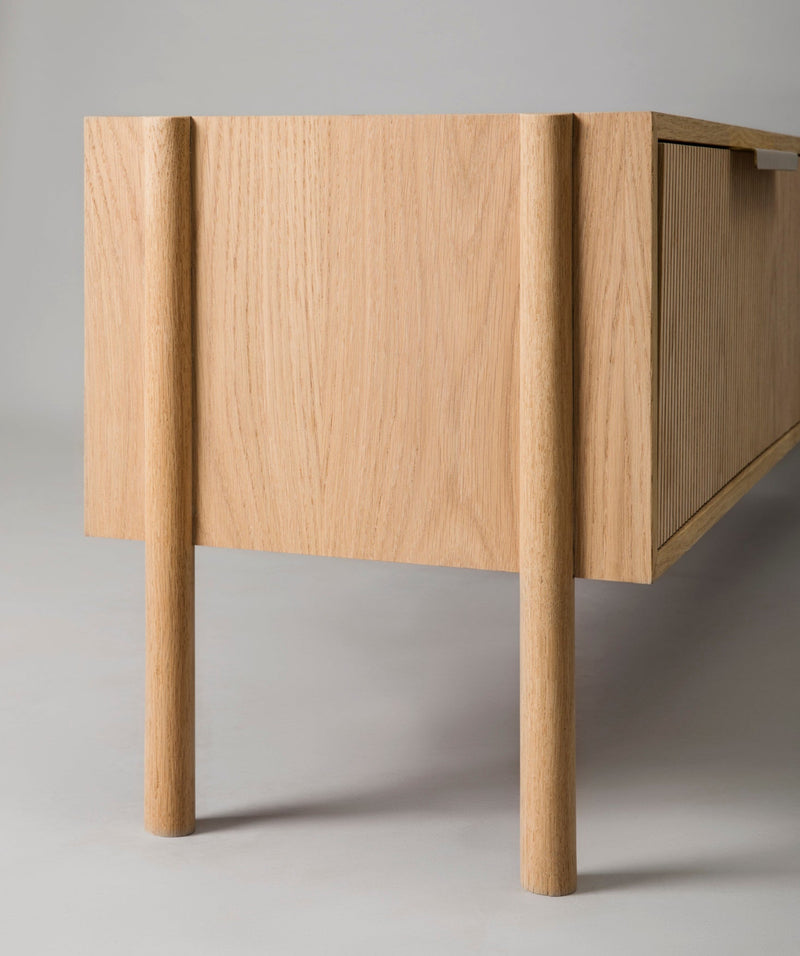Leggy tv unit leggy consol unit tv unit great to use as a tv unit or console unit in a entrance or foyer